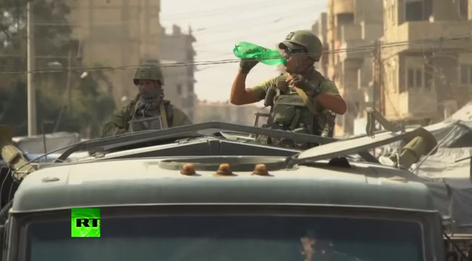 Quân đội Syria dồn dập truy diệt IS, Mỹ cáo buộc Nga đánh người Kurd ảnh 11