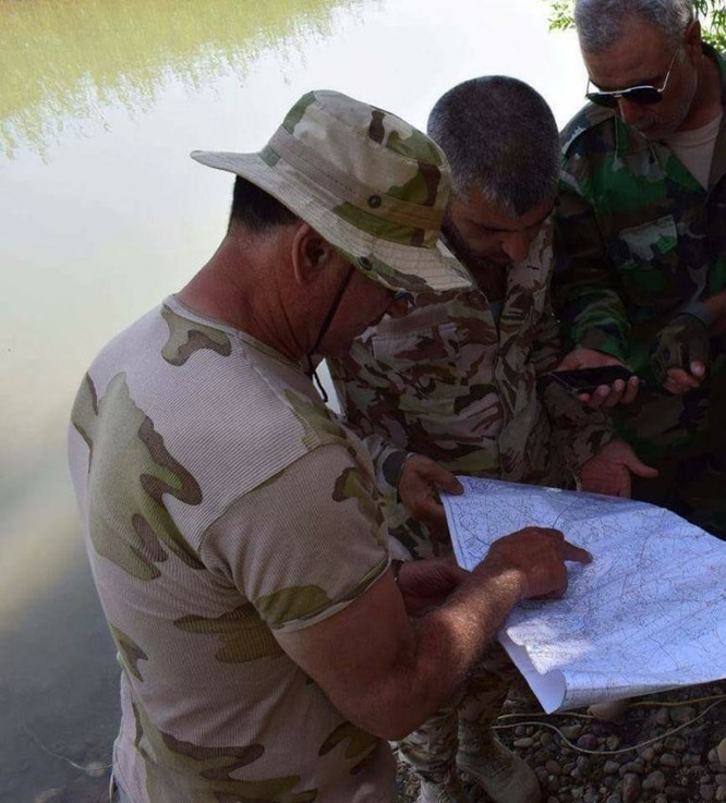 Quân Syria băng qua Euphrates nghiền nát IS, Mỹ vội đề xuất đàm phán (chùm video) ảnh 3