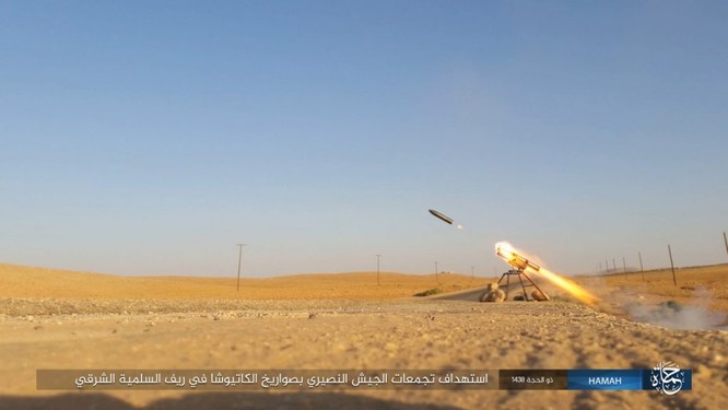 Quân đội Syria đập tan IS, chiếm liên tiếp 9 địa bàn trên sa mạc Homs ảnh 6