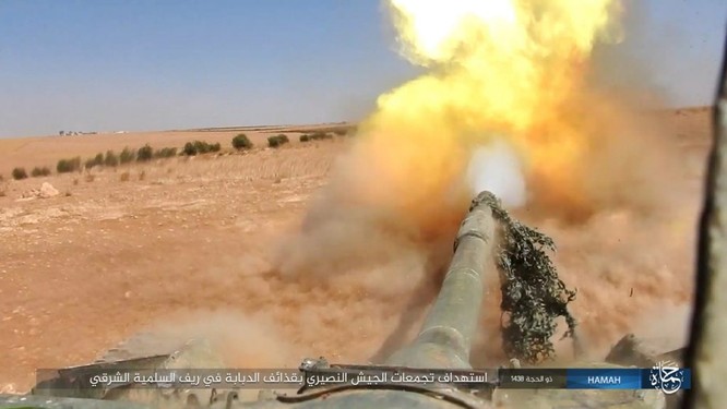 Quân đội Syria đập tan IS, chiếm liên tiếp 9 địa bàn trên sa mạc Homs ảnh 9