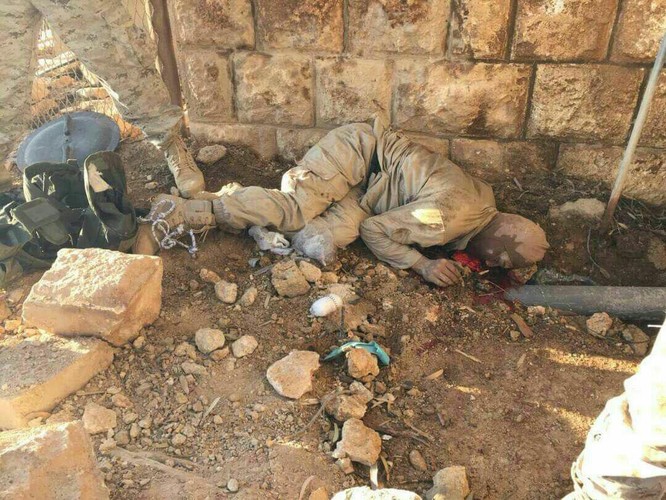 “Hổ Syria” đập tan IS tấn công tuyến Deir Ezzor – Al-Sukhnah (video - ảnh) ảnh 5