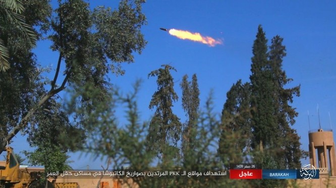 IS nã pháo phản lực giáng trả người Kurd càn quét Euphrates ảnh 11