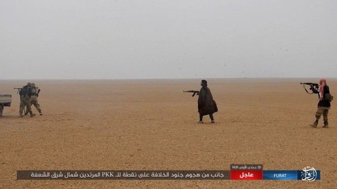 Mỹ lại không kích nhầm đồng minh, IS đánh người Kurd Syria điên đảo ảnh 18