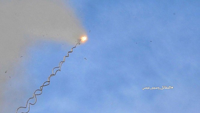 Quân đội Syria giáng đòn chí mạng vào IS tử thủ ven Damascus ảnh 4