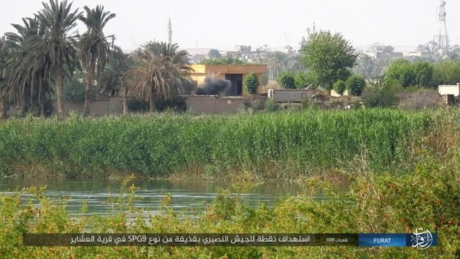 IS bất ngờ tấn công quân đội Syria trên sa mạc Deir Ezzor ảnh 2