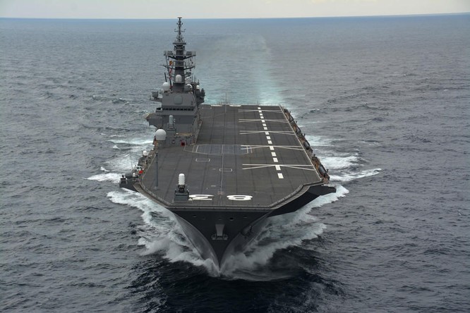 Tàu sân bay trực thăng Izumo tại căn cứ Yokosuka, Nhật Bản (ảnh tư liệu)