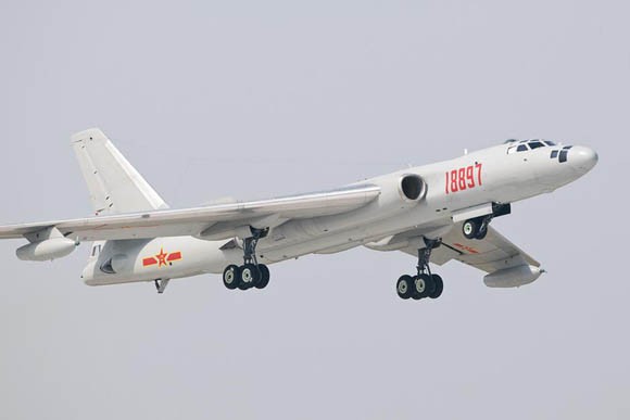 Máy bay ném bom chiến lược H-6K Trung Quốc (ảnh tư liệu)