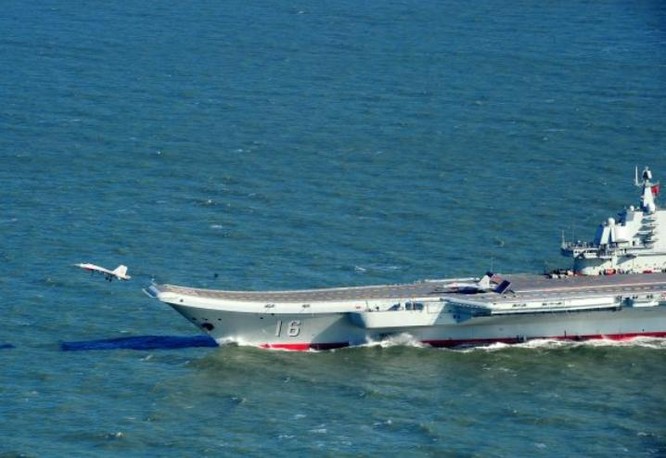 Tàu sân bay Liêu Ninh. Ảnh: Tân Hoa xã