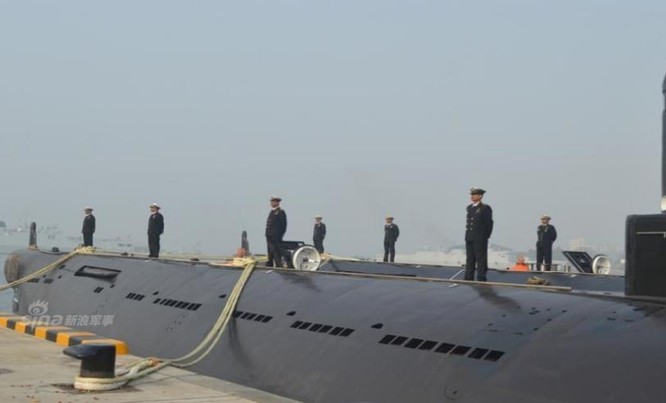 Bangladesh mua tàu ngầm Type 035G Trung Quốc. Ảnh: Sina