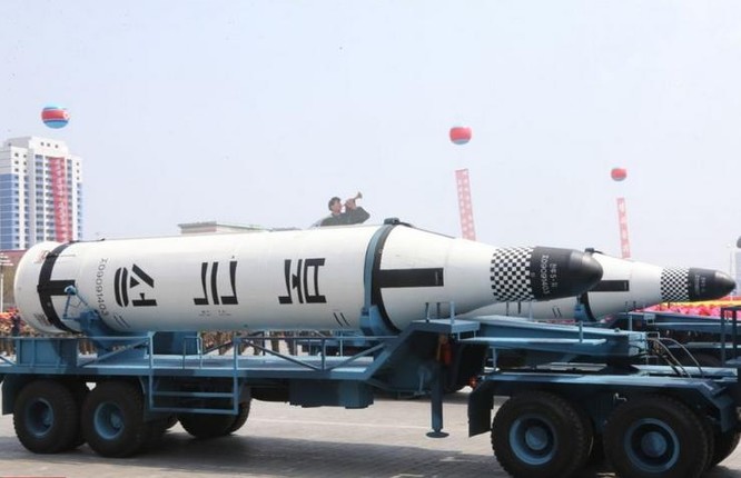 Tên lửa đạn đạo Pukguksong-1 Triều Tiên. Ảnh: Cankao