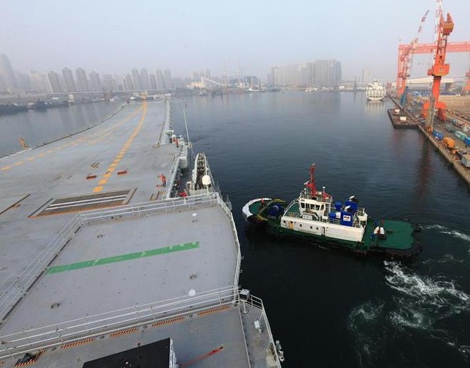 Trung Quốc cho tàu sân bay tự chế đầu tiên chạy thử ảnh 2
