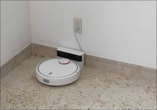 Xiaomi ra mắt máy hút bụi Mi Robot Vacuum, giá 7,29 triệu đồng ảnh 1