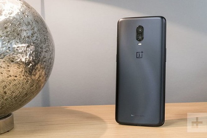 Samsung Galaxy S9 có đánh bại được 'flagship killer' OnePlus 6T? ảnh 1