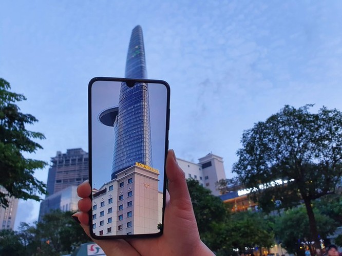 Những bức ảnh cho thấy màn hình vô cực Galaxy A70 lợi hại thế nào ảnh 5