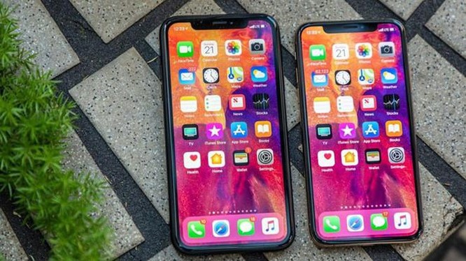 Apple và Samsung hãy tỉnh mộng, chẳng ai muốn mua điện thoại 1.000 USD ảnh 2