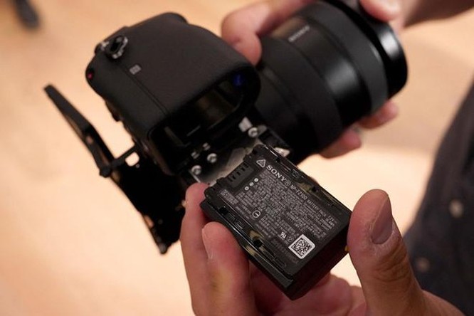 Mirrorless 'quốc dân' A6600, A6100 ra mắt, quay video tốt hơn ảnh 4