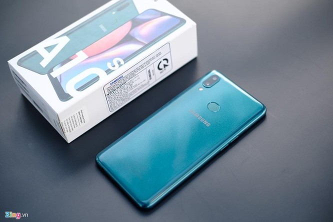 Galaxy A10s - chip mạnh, camera kép, pin 4.000 mAh, giá dưới 4 triệu ảnh 2