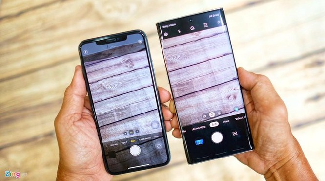 iPhone 11 Pro Max đọ dáng với Galaxy Note10+ ảnh 4