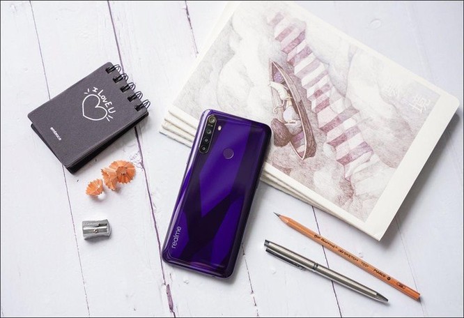 Realme giới thiệu bộ đôi smartphone Realme 5, cụm 4 camera, giá từ 3,99 triệu đồng ảnh 4