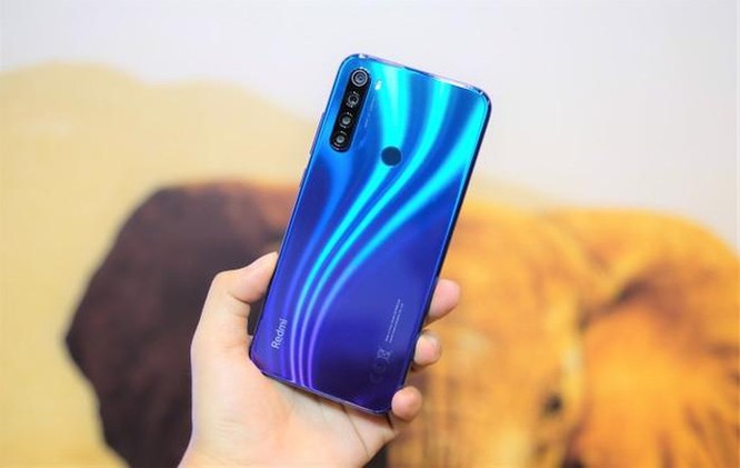 Loạt smartphone chính hãng đáng chú ý giá dưới 5 triệu đồng ảnh 1