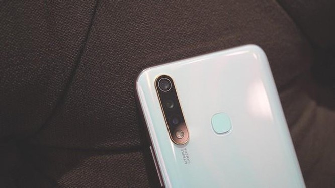 Loạt smartphone chính hãng đáng chú ý giá dưới 5 triệu đồng ảnh 6