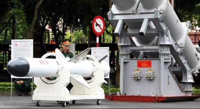 Tên lửa KCT do Việt Nam tự chế tạo theo giấy phép của Nga dựa trên cơ sở tên lửa diệt hạm Kh-35