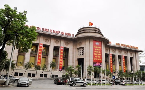 Ngân hàng ngổn ngang trăm mối ảnh 1