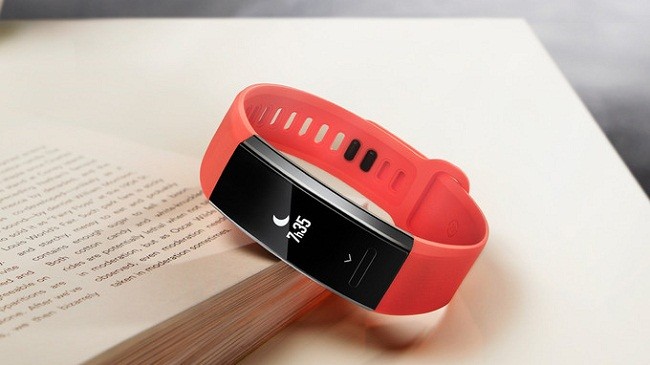 Trên tay đồng hồ thông minh Huawei Band 2 Pro ảnh 7