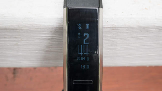 Trên tay đồng hồ thông minh Huawei Band 2 Pro ảnh 3