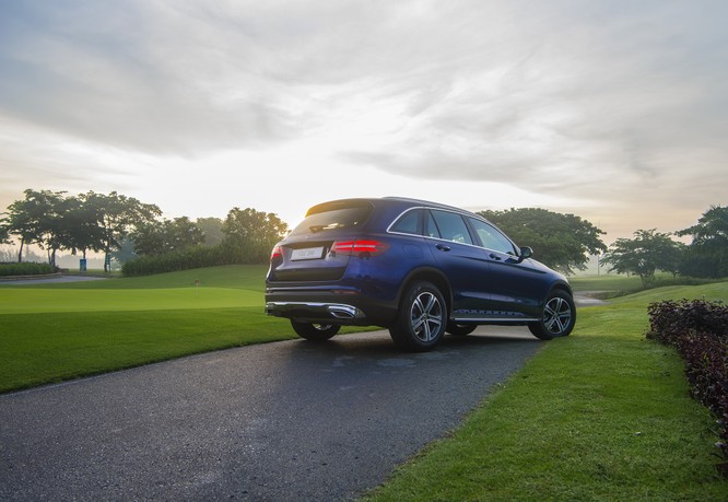 Mercedes-Benz GLC 200 chốt giá bán 1,684 tỷ đồng ảnh 2