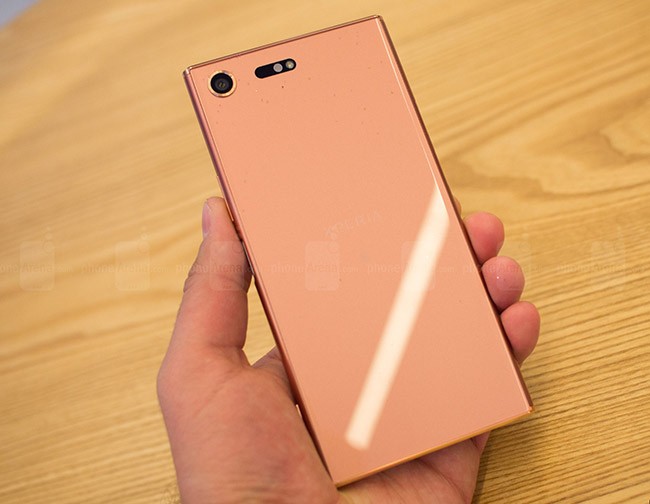 Chiêm ngưỡng Sony Xperia XZ Premium màu hồng vàng ảnh 3