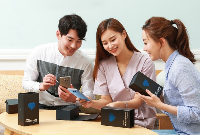 Note 7 trở lại thị trường với giao diện S8 và trợ lý Bixby ảnh 1