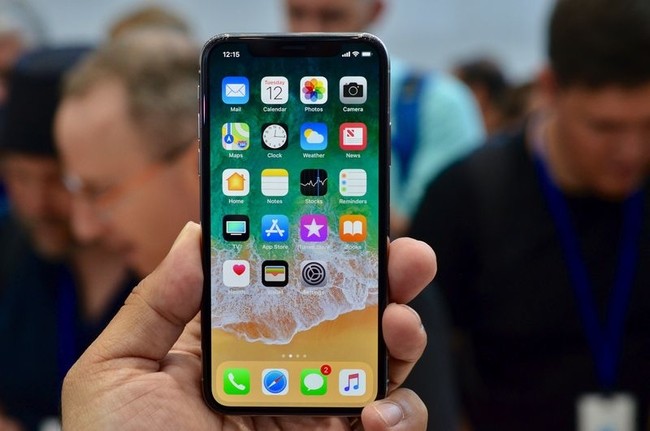 iPhone X – Tương lai của ngành công nghiệp smartphone ảnh 1
