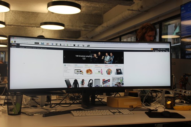 Website, YouTube và các ứng dụng sẽ hiển thị như thế nào trên màn hình siêu rộng này? ảnh 12