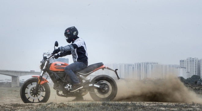 Ducati Scrambler Sixty2: Công tử đô thành ảnh 5