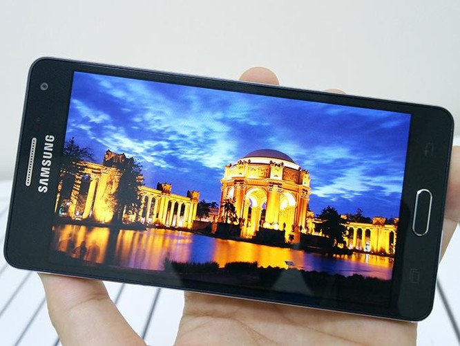 5 mẫu smartphone dưới 10 triệu đáng mua ảnh 3
