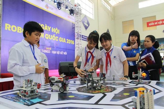 65 đội “kỹ sư robot” nhí giành vé dự thi quốc tế tại Malaysia ảnh 1
