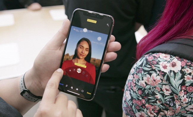 Tại sao bạn nên chọn iPhone X thay vì iPhone 8? ảnh 4