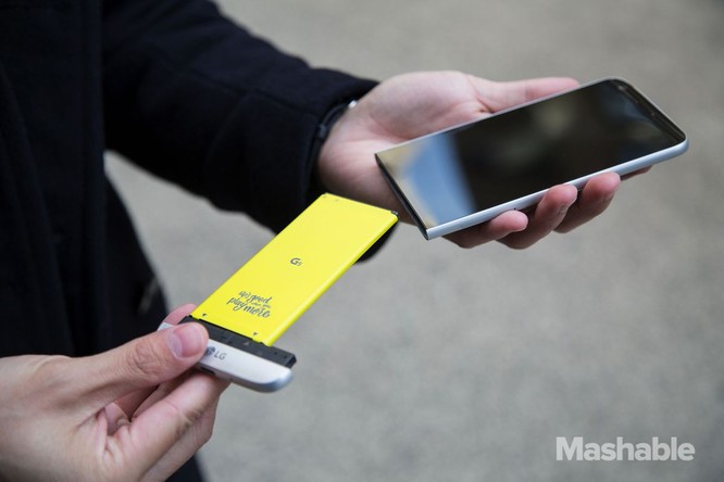 Smartphone sẽ không bao giờ có pin tháo rời nữa ảnh 1