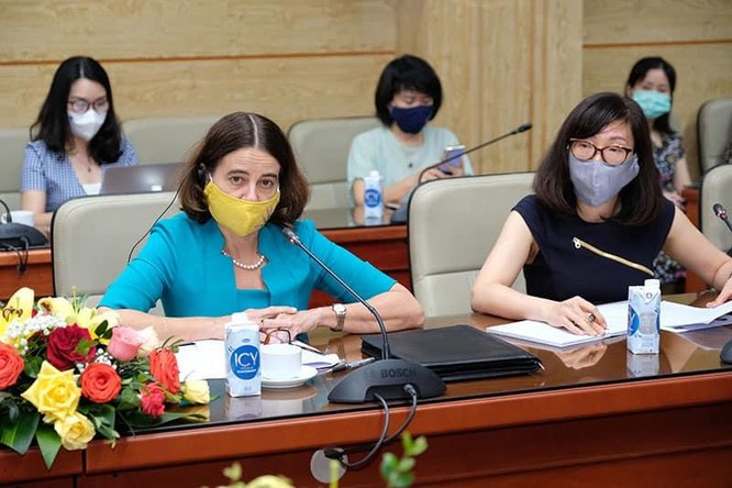 Bộ trưởng Bộ Y tế Nguyễn Thanh Long muốn mở rộng đối tượng tiêm vaccine phòng COVID-19 cho trẻ em ảnh 1