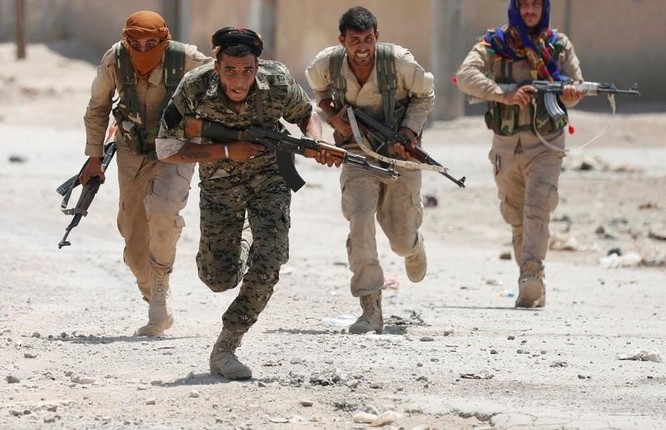 Mỹ dàn trận mới quyết hạ uy Nga tại Syria ảnh 3