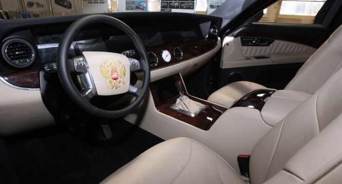 Xe sang của Putin sẽ mở đường cho động cơ mới của Nga ảnh 1