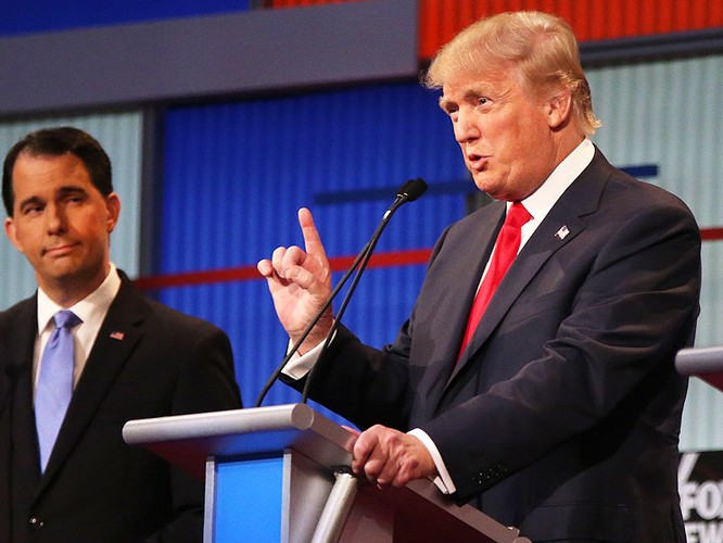 Đội của bà Hillary Clinton tố ông Trump nói dối 58 lần trong 90 phút ảnh 1