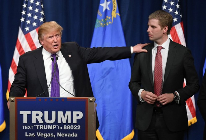 Donald Trump chọn Chánh Văn phòng Nhà Trắng, cân nhắc trục xuất 3 triệu người nhập cư khỏi Mỹ ảnh 1