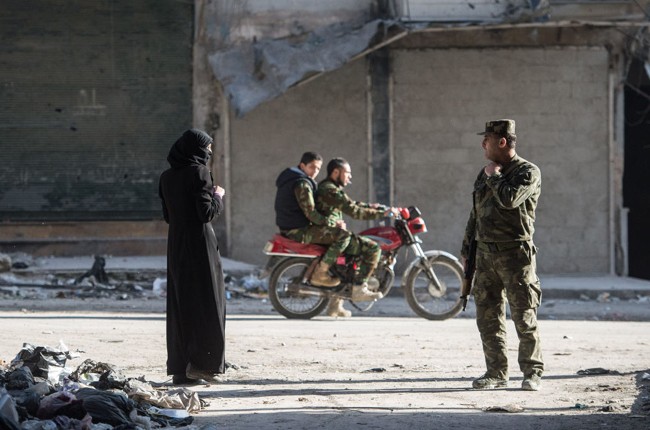 Cuộc sống trong làn đạn ở Aleppo ảnh 4