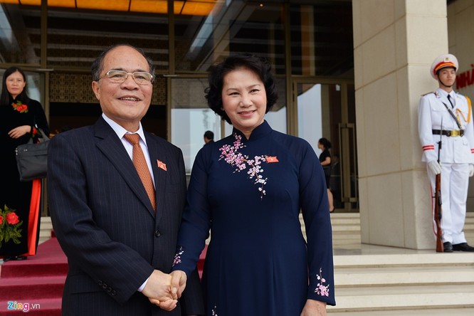 Giây phút chia tay của các đại biểu Quốc hội khóa XIII ảnh 11