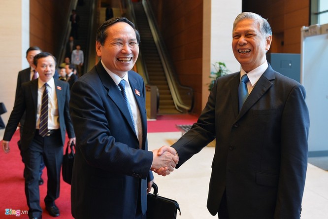 Giây phút chia tay của các đại biểu Quốc hội khóa XIII ảnh 5