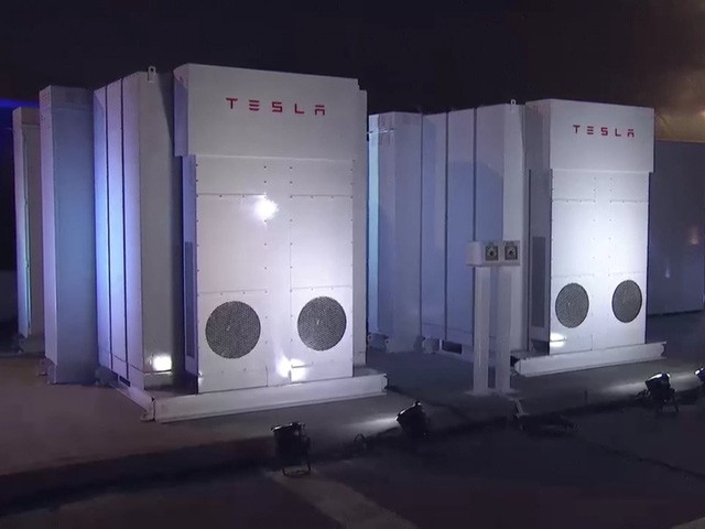 Powerwall 2.0 sẽ thay đổi cuộc sống từng gia đình của Tesla ảnh 4