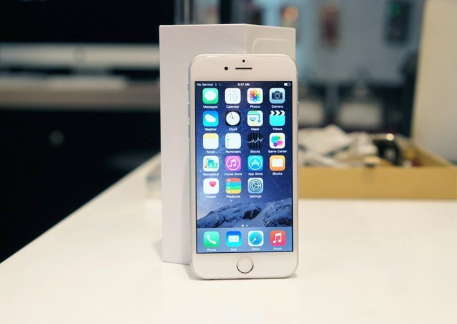 Loạt smartphone giảm giá mạnh trong tháng 11 ảnh 5