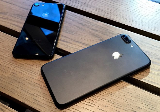 Loạt smartphone giảm giá mạnh trong tháng 11 ảnh 6